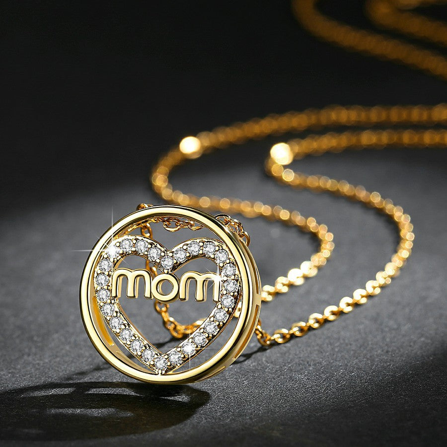 New MOM Round Necklace Mother's Day Jewelry, Shiny Zircon Heart-shaped Mother Pendant.