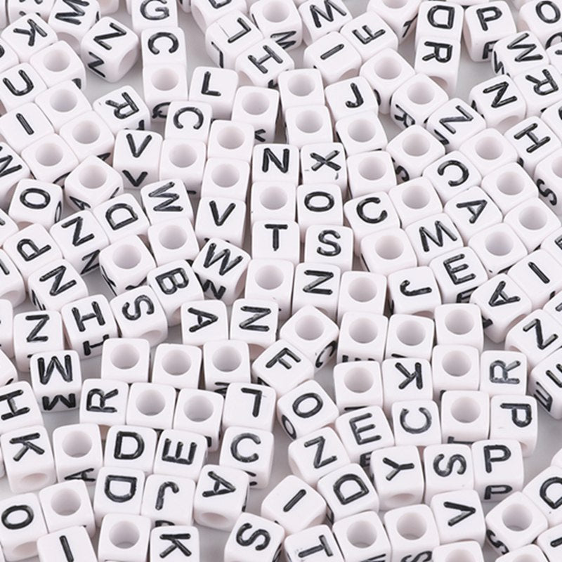 Acrylic Numbers English Alphabet Beads DIY Children's Beaded Jewelry Accessories, Loose Beads Square Beads 100 in A Pack