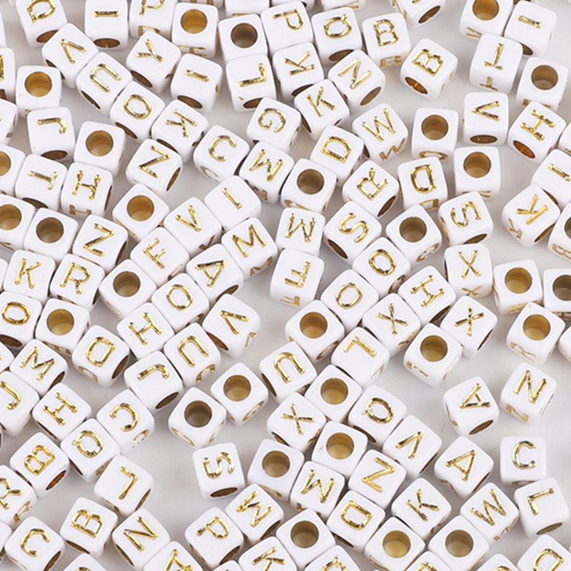 Acrylic Numbers English Alphabet Beads DIY Children's Beaded Jewelry Accessories, Loose Beads Square Beads 100 in A Pack