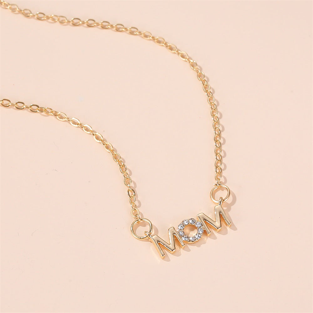 MOM Mother's Day Necklace, Simple and Versatile English Letter Necklace Mom Pendant Collarbone Chain Creative Holiday Gift