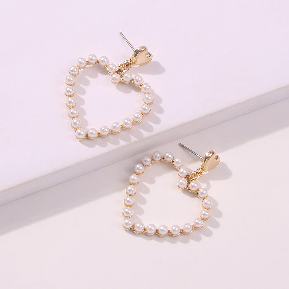 Europe and The United States Hot-selling Love Pearl Earrings Women's Fashion Diamond-encrusted Temperament Earrings Personalized Atmosphere Earrings Wholesale