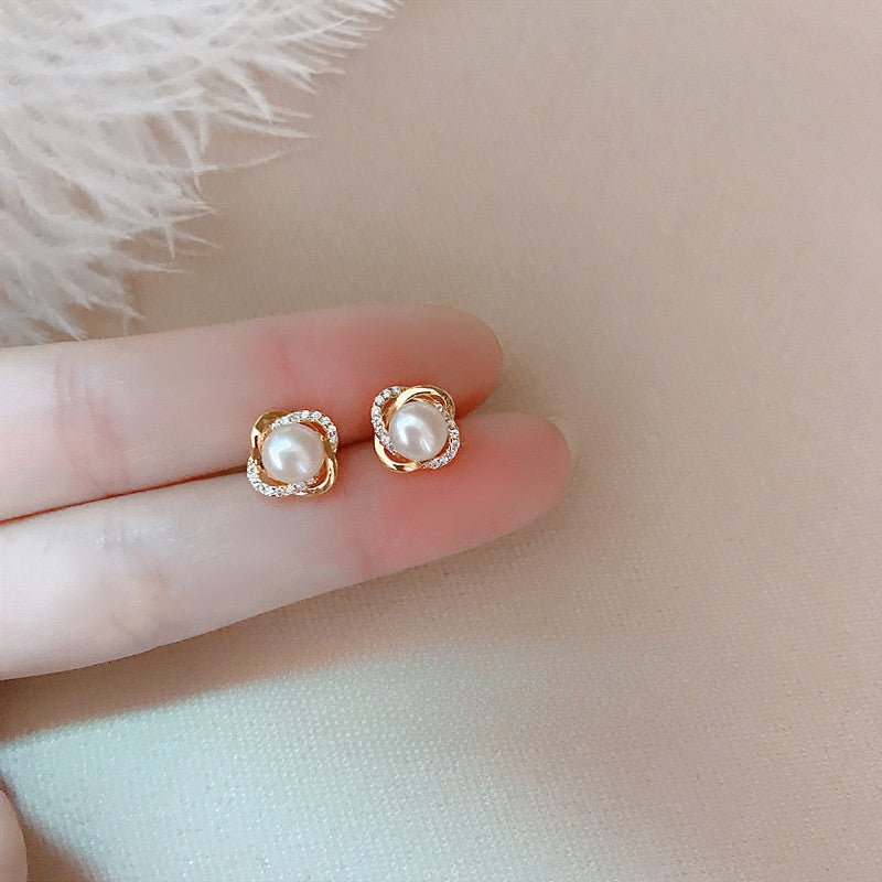 925 Silver Needle Pearl Zircon Earrings Women's High-end Sense Niche Temperament Cold Wind Mori Earrings Ear Jewelry Wholesale