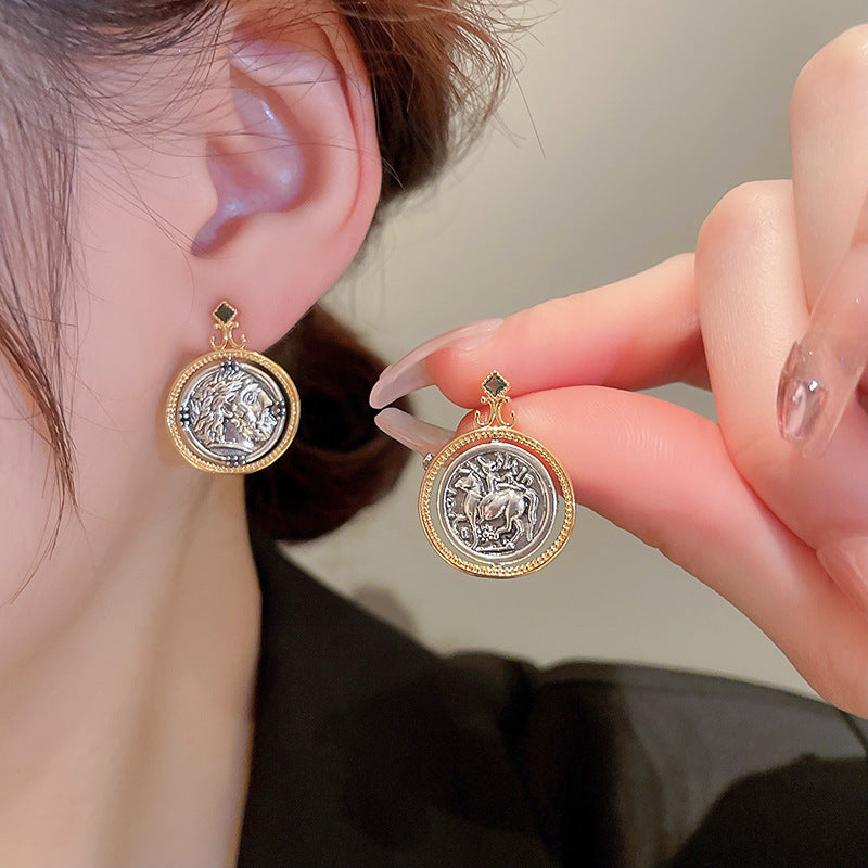 Real Gold Electroplating Silver Needle Medium Antique Freshwater Pearl Love Earrings Premium Earrings Vintage Retro Earrings