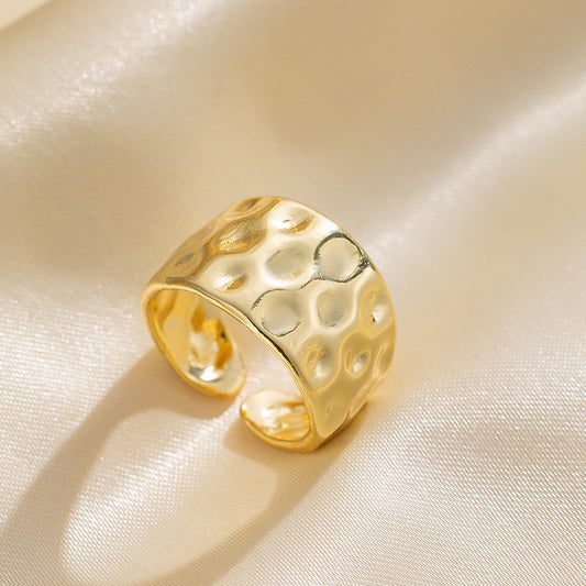 Minimalist Style, Personality, Versatile, European and American Style, Niche Temperament Ring, Hammer Pattern Design, Copper Material, Open Index Finger Ring