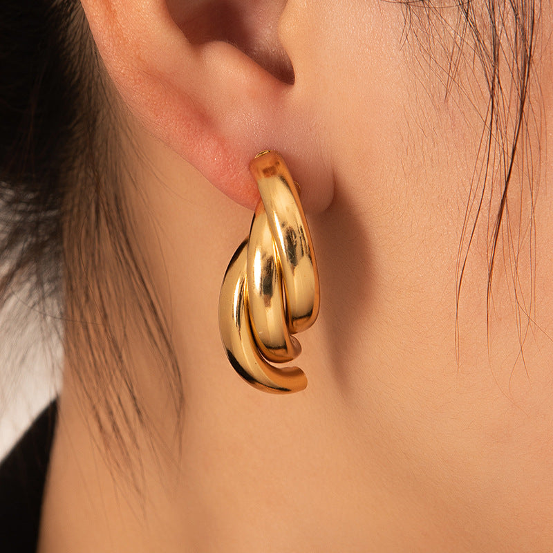 Exaggerated Titanium Steel Round Earrings Gold 18K Gold Light Luxury Earrings Fashion High Sense Love Earrings