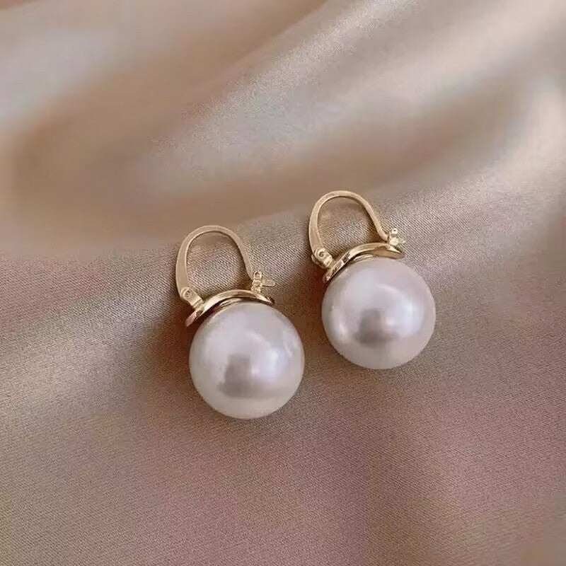 Pearl Earrings Women's Retro Temperament Simple Women's High-end Texture Earrings Copper Ear Hooks