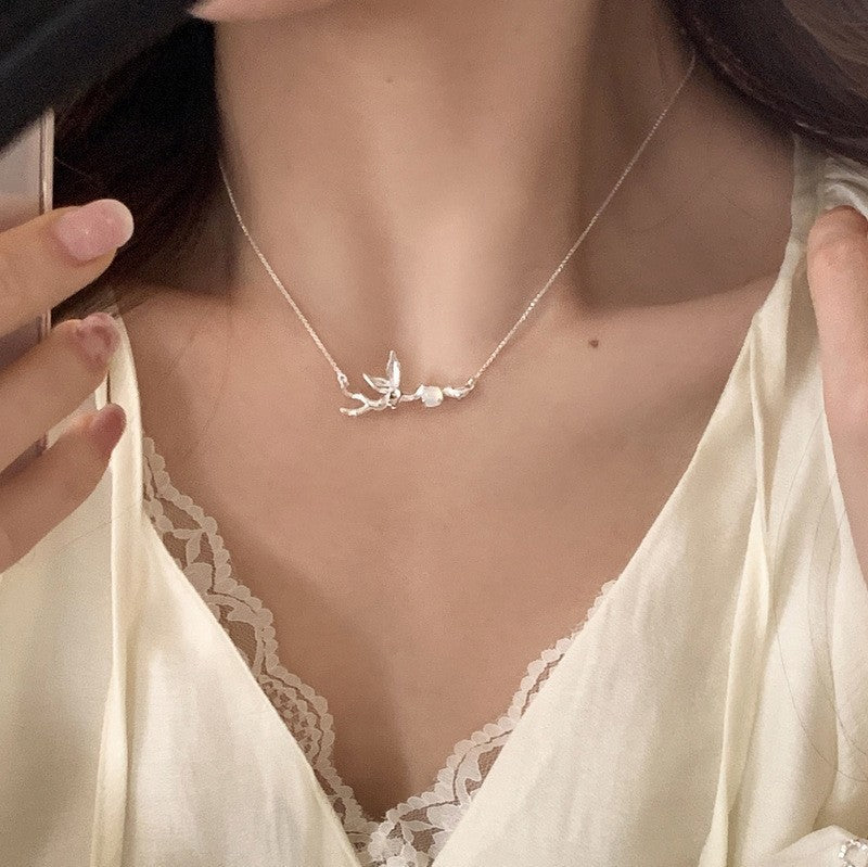 S925 Sterling Silver Premium Butterfly Necklace Gift Ins Female Niche Cold Wind Light Luxury Personalized Fashion Internet Celebrity Pendant