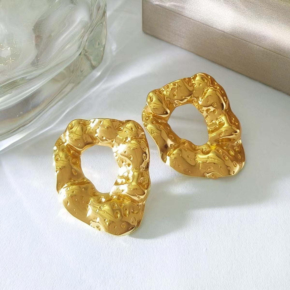 French Ins Premium Pleated Geometric Titanium Steel Earrings Women's, Personalized Irregular Round 18k Gold Plated Stud Earrings Ears