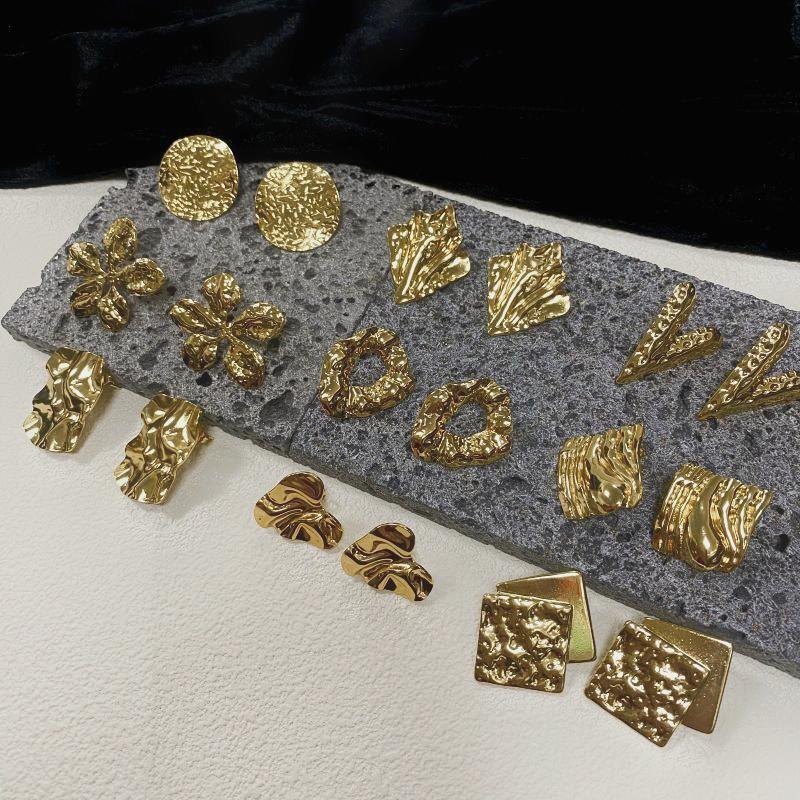 European and American Fashion Retro Stainless Steel Stud Earrings Five-leaf Hammer Pattern Large Earrings Women's Earrings