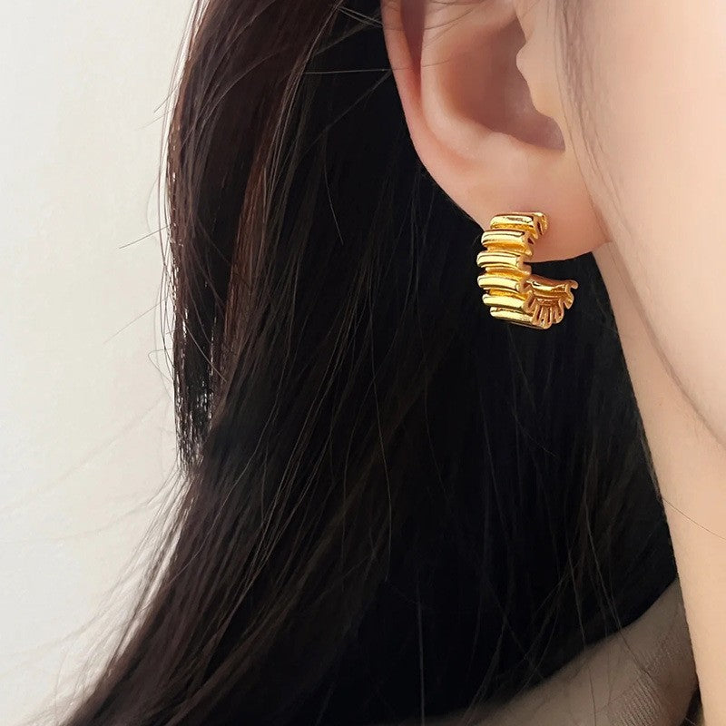 Retro Hong Kong Style Temperament Stud Earrings Female Explosion Internet Celebrity Niche High Sense Gold Earrings