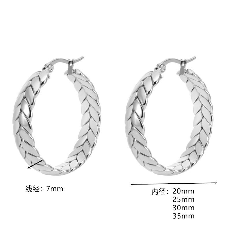 Light Luxury Wind Titanium Steel Woven Circle Earrings Star with The Same Wheat Stud Earrings
