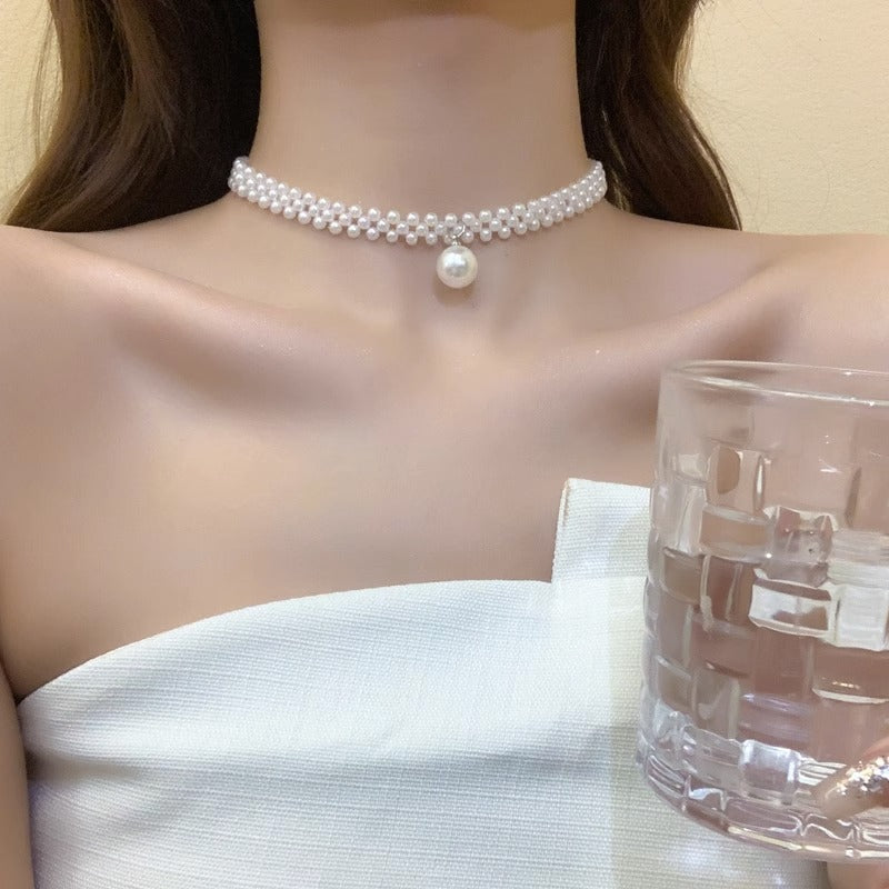 Double Pearl Necklace Internet Celebrity Fashion Niche Design Hand-woven Light Luxury High-end Collarbone Chain Short Neck Chain