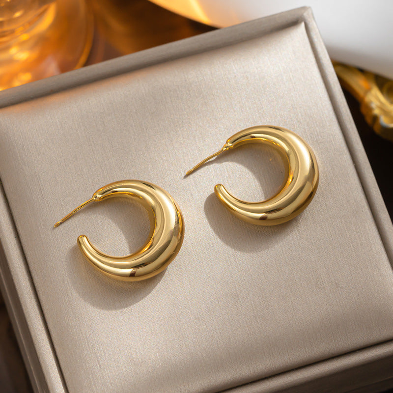 Simple retro smooth titanium steel circle earrings temperament light luxury high sense cold wind fashion foreign style stud earrings