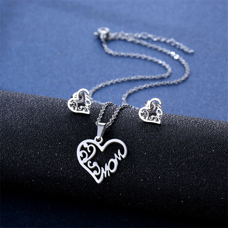 Love-shaped MOM Letter Pendant Necklace Set Mother's Day Gift.