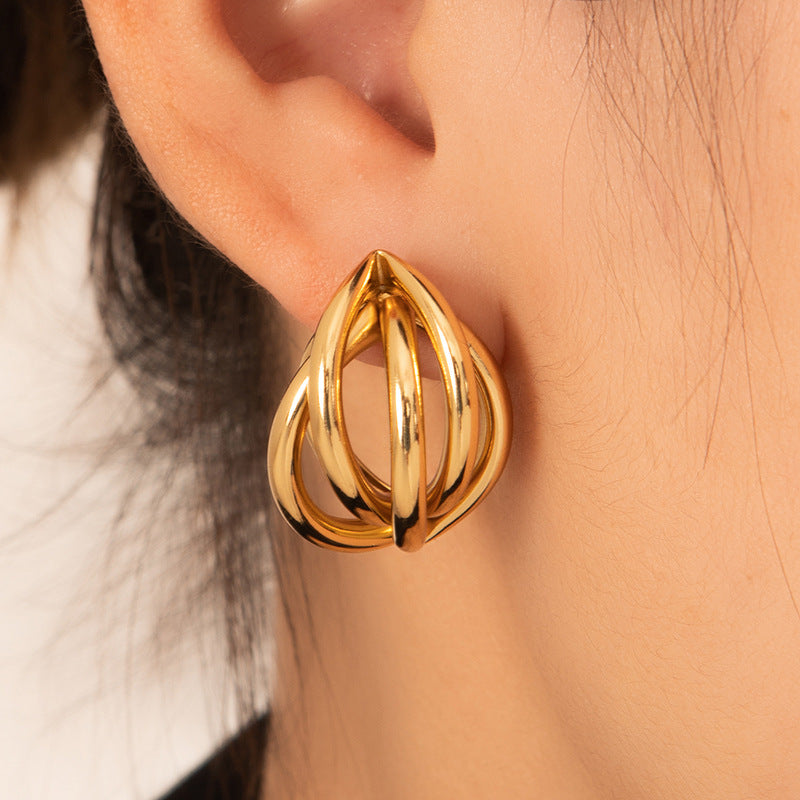 Exaggerated Titanium Steel Round Earrings Gold 18K Gold Light Luxury Earrings Fashion High Sense Love Earrings