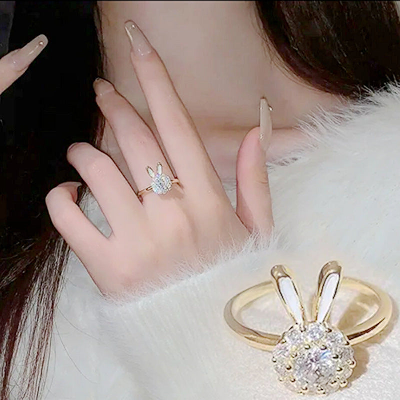 Korean Version of Light Luxury Diamond-encrusted Bracelet, Sparkling Bracelet, Personalized Trendy Bunny Rotating Ring Hand