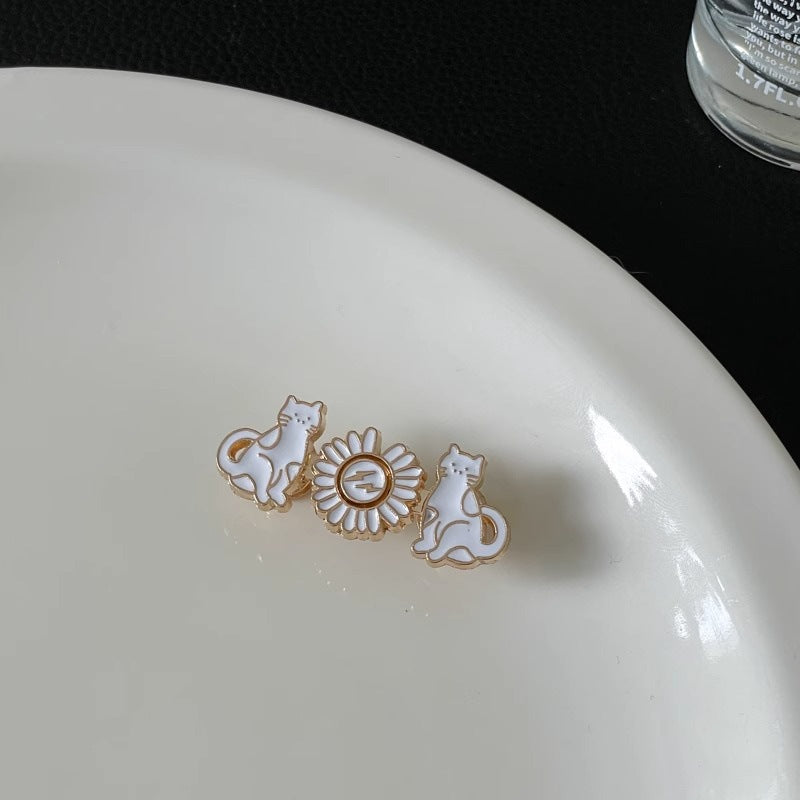 Jeans Waistband Reduced Waist Buckle Brooch Women's Skirt Tightened Waist Artifact Pin Fixed Anti-light Buckle Button