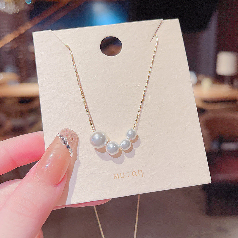 South Korea's New Niche Pearl Necklace Women's Versatile Splicing Love Collarbone Chain Light Luxury Temperament Beaded Necklace