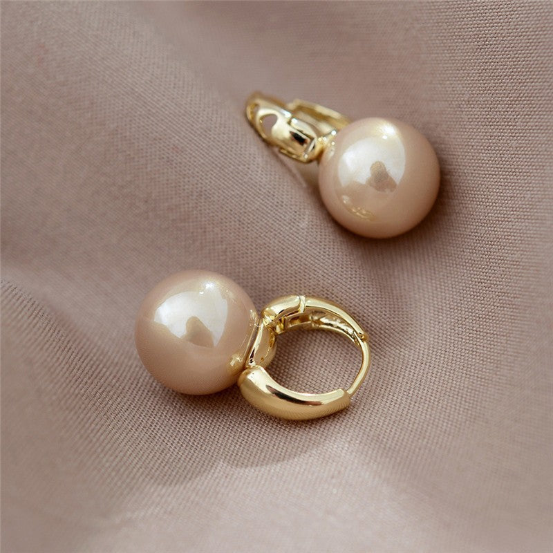 Pearl Earrings Women's Retro Temperament Simple Women's High-end Texture Earrings Copper Ear Hooks