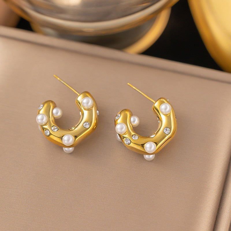 European and American Retro Fashion Versatile Titanium Steel Geometric Pearl Earrings