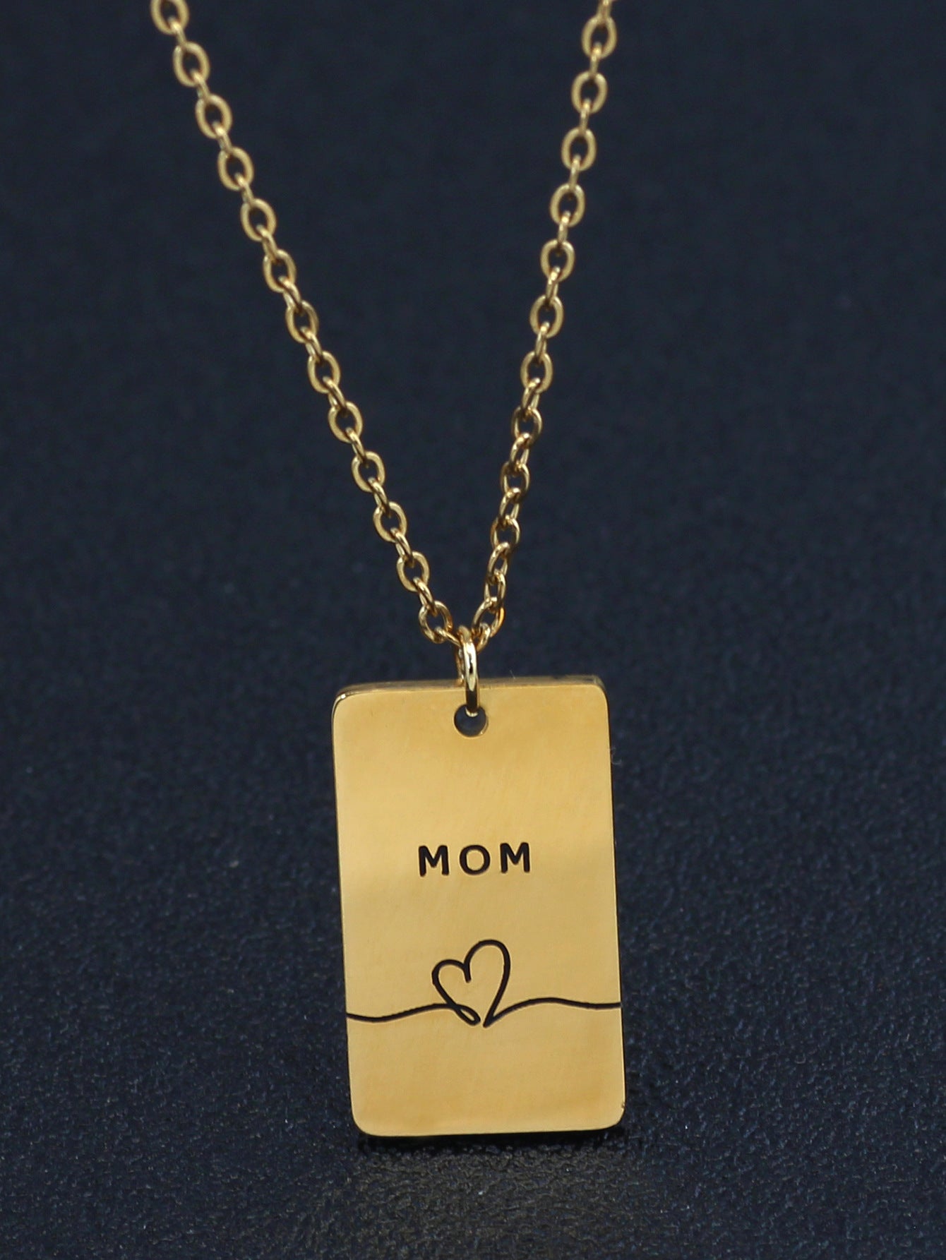New Hot-selling Mother's Day Simple Pendant Mother Gold Stainless Steel Love Men's and Women's Necklace Jewelry