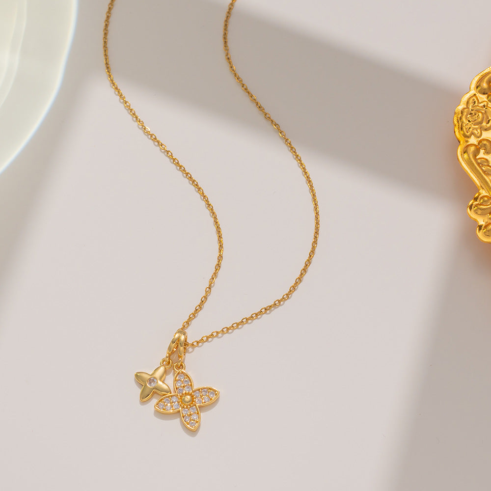 Niche Design, New Double Four-leaf Flower Necklace, Female High-end Feeling, Sweet, Trendy and Cool, Non-fading Collarbone Chain