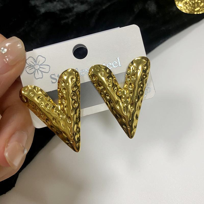 European and American Fashion Retro Stainless Steel Stud Earrings Five-leaf Hammer Pattern Large Earrings Women's Earrings
