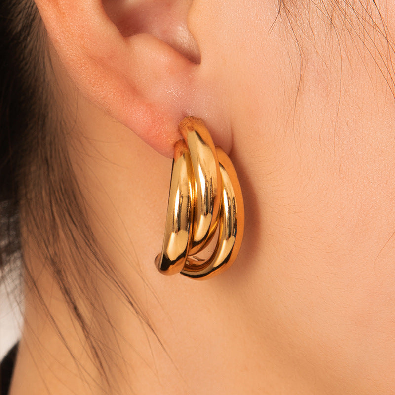 Exaggerated Titanium Steel Round Earrings Gold 18K Gold Light Luxury Earrings Fashion High Sense Love Earrings