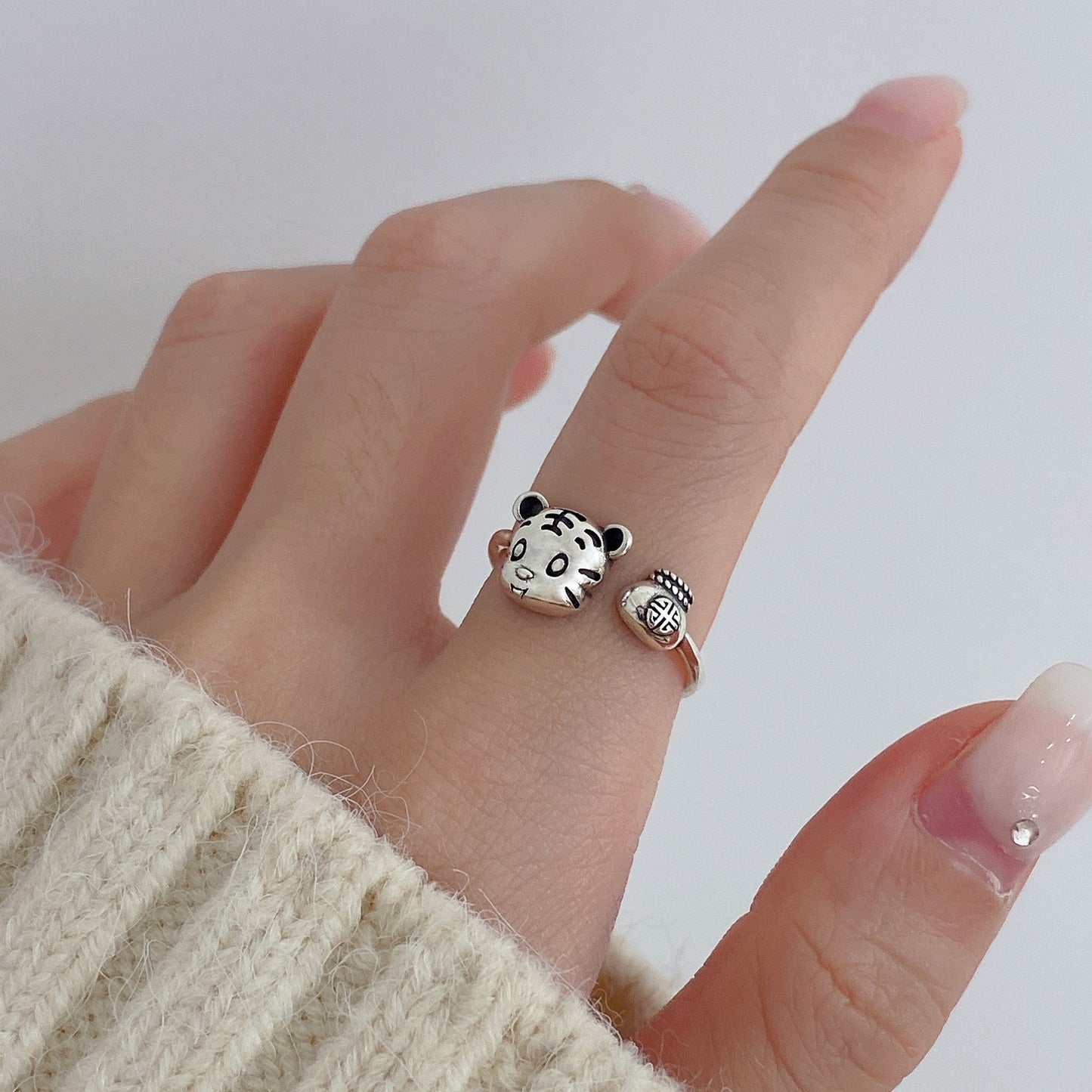 Korean Version of S925 Sterling Silver Niche Design Irregular Simple Plain Ring Female Stacking Wearing Hipster Ring Cold Wind
