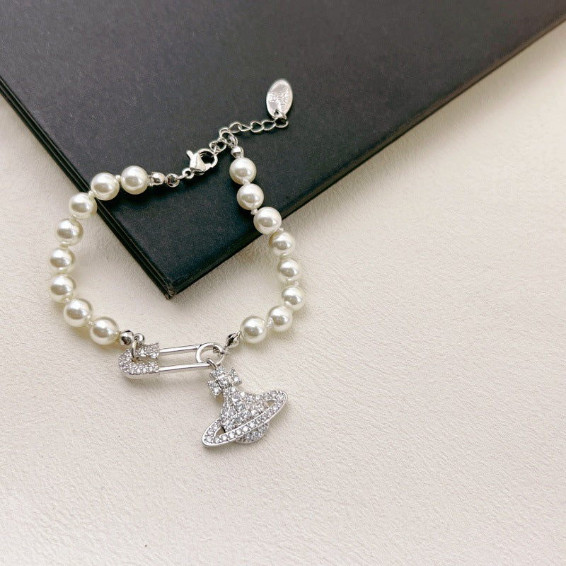 Korean Version of Fashion Niche Design Saturn Pearl Necklace Light Luxury Collarbone Chain Women's Summer High-end Temperament Neck Chain Accessories