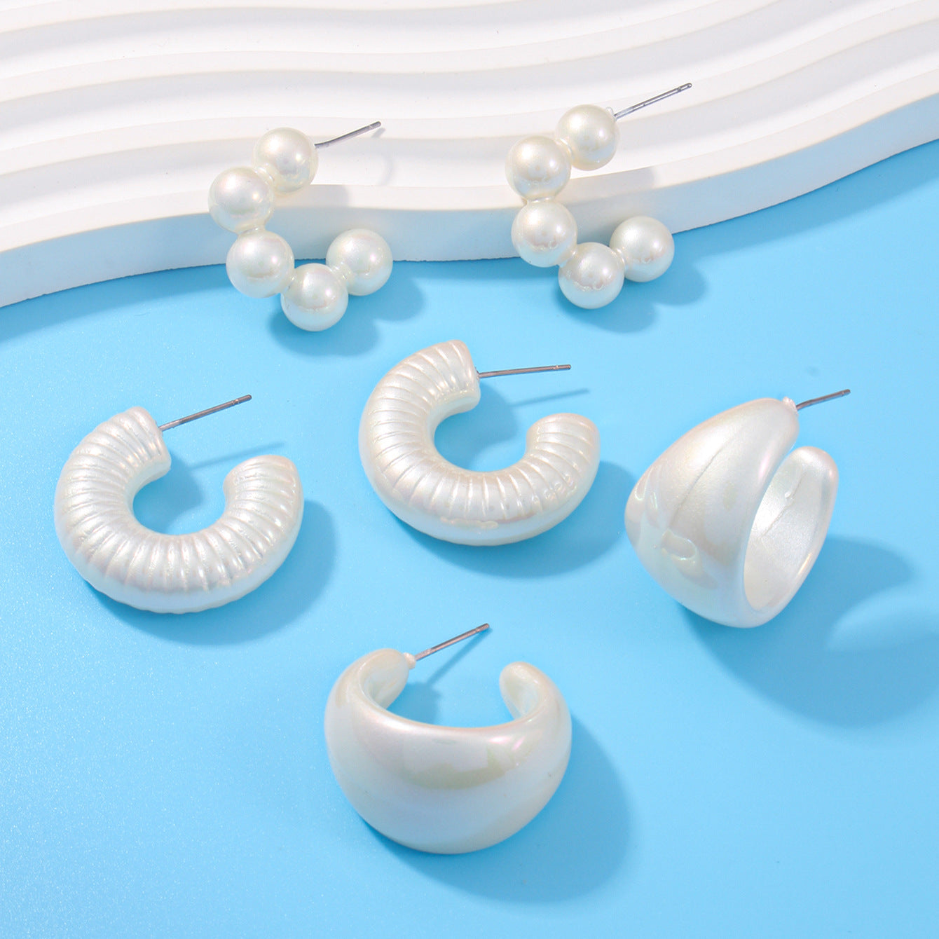 New Resin C-Type Water Drop Earrings White Earrings 3-piece Set