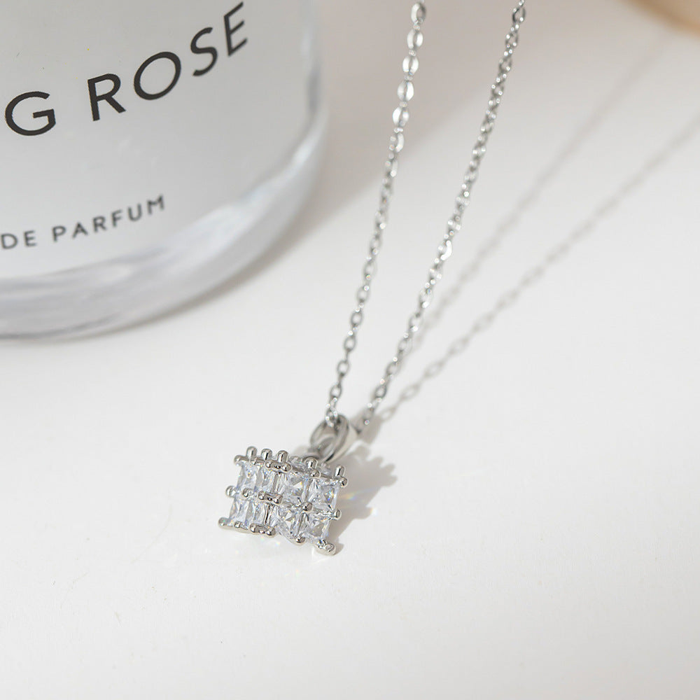 Summer Silver Titanium Steel Non-fading Necklace Women's Fashion Light Luxury Pendant Girls Necklace