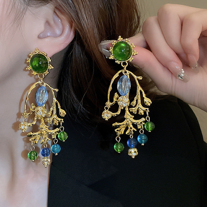 Real Gold Electroplating Silver Needle Medium Antique Freshwater Pearl Love Earrings Premium Earrings Vintage Retro Earrings