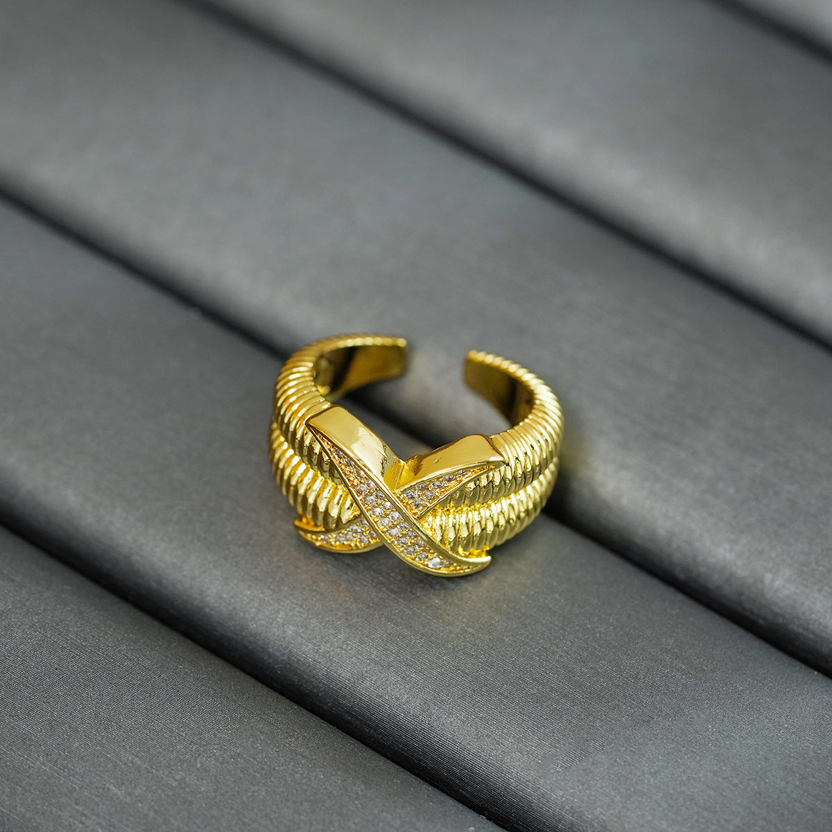 Internet Celebrity Exquisite Super Flash Zircon Ring Girls Light Luxury High Sense Opening Adjustable Ring Simple Real Gold Plating
