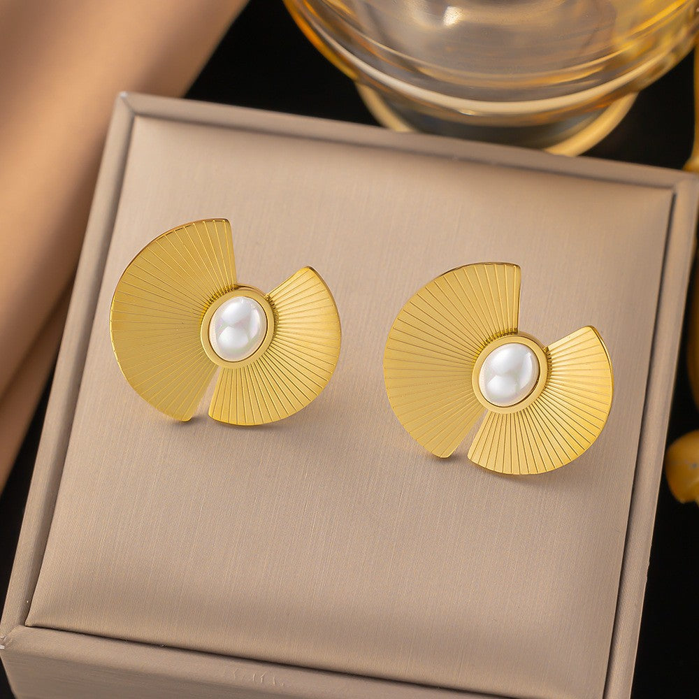 European and American Retro Fashion Versatile Titanium Steel Geometric Pearl Earrings