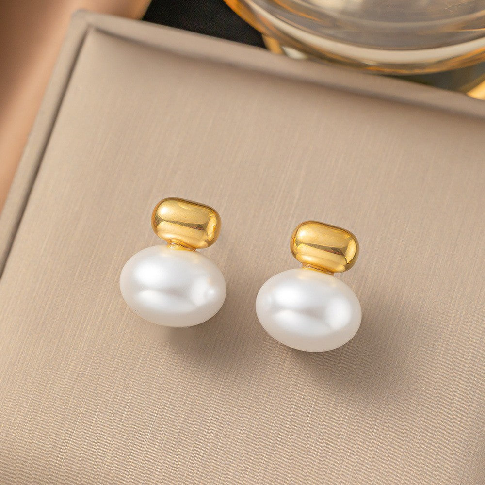 European and American Retro Fashion Versatile Titanium Steel Geometric Pearl Earrings