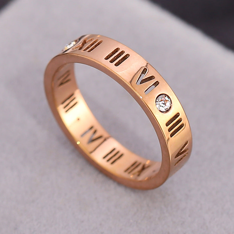 European and American New 18k Rose Gold Titanium Steel Roman Numerals Ring, Diamond-encrusted Hollow Couple Men's and Women's Letter Rings