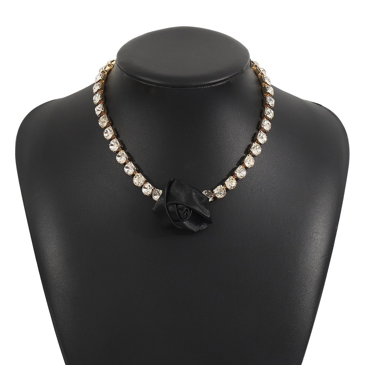 French Retro Fabric Rose Necklace, Romantic Light Luxury Diamond Flower Design Collarbone Chain