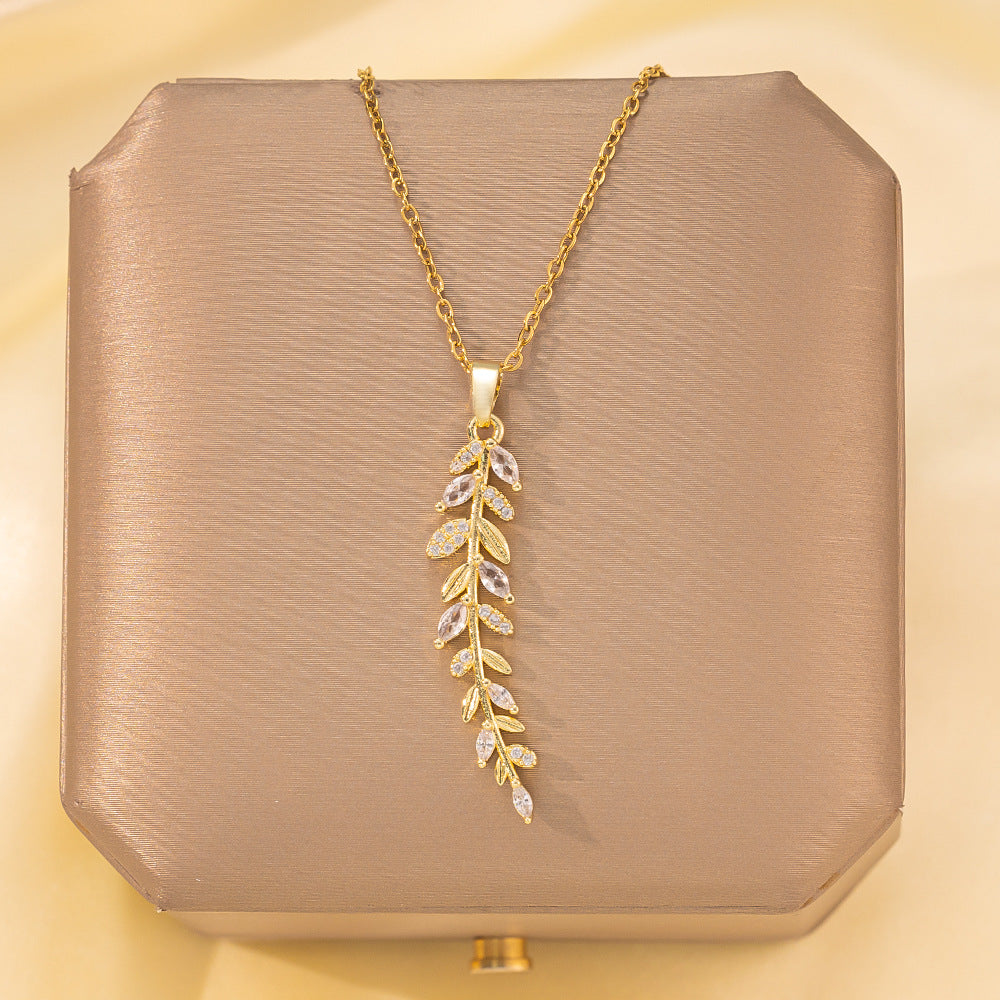 Copper Pendant Titanium Steel Necklace for Women Slightly Inlaid Zircon Pendant Girl Necklace