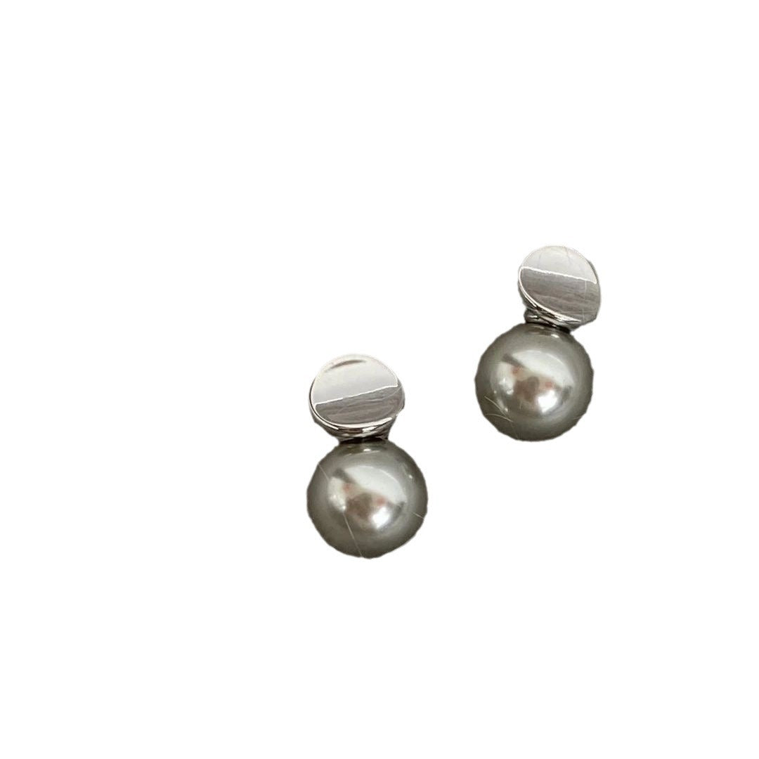 New S925 Silver-gray Pearl Stud Earrings for Women Ins Niche Temperament Cold Wind High-end Earrings Wholesale
