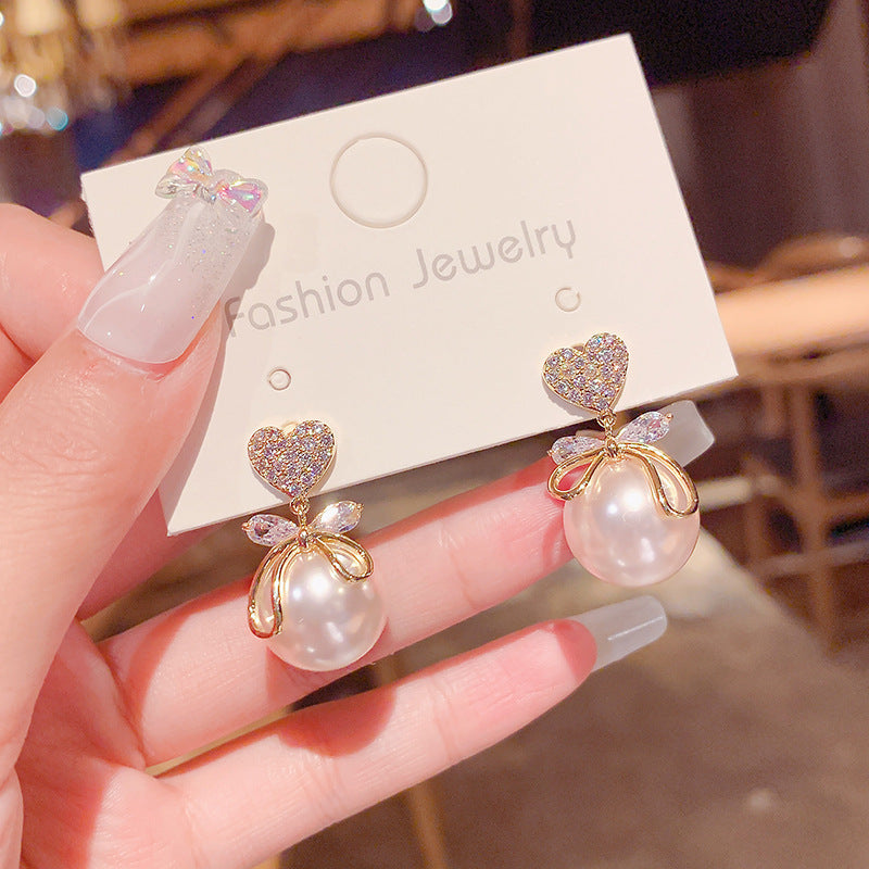 Korean Fashion Versatile Internet Celebrity New Peach Heart Big Pearl Earrings Style Elegant Earrings Women