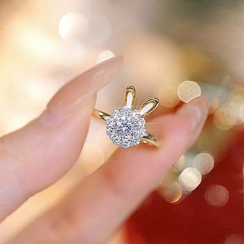 Korean Version of Light Luxury Diamond-encrusted Bracelet, Sparkling Bracelet, Personalized Trendy Bunny Rotating Ring Hand