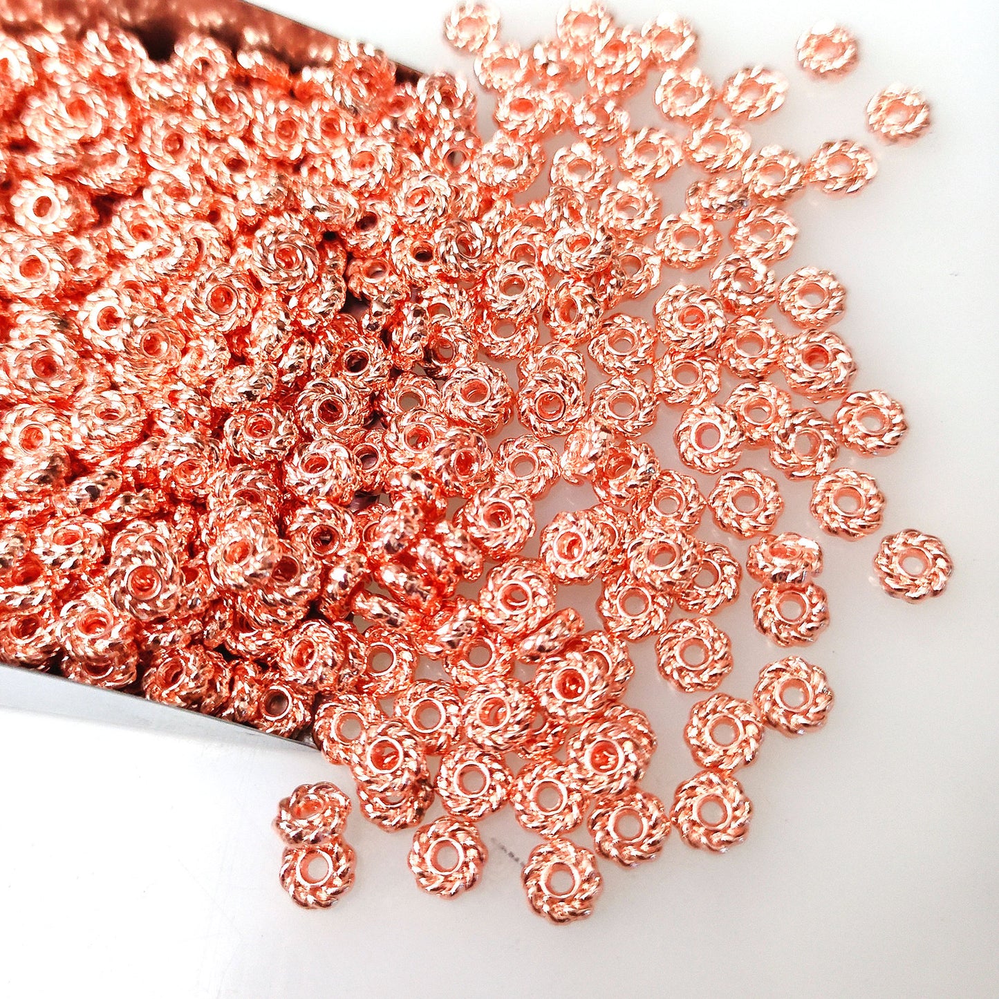 Color-retaining Gold Beads 18k Gold Twist Beads Flat Beads, Handmade DIY Jewelry Accessories Necklace Bracelet Beaded Material