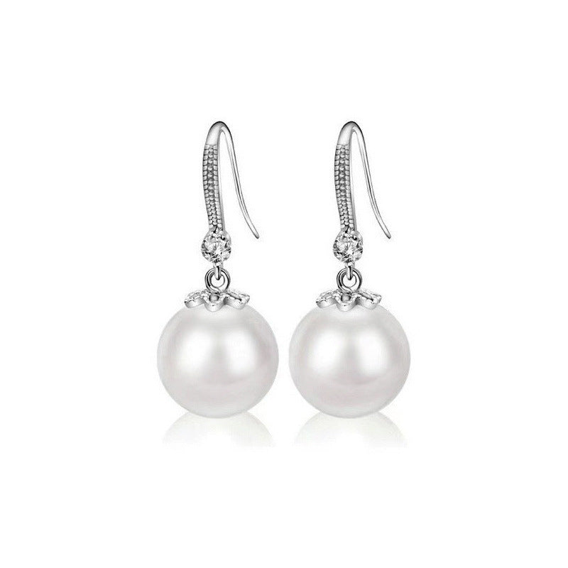 South Korea Dongdaemun Temperament Pearl Fashion Earrings Tide Internet Celebrity Versatile Earrings Simple Small Hong Kong Style Hepburn Earrings