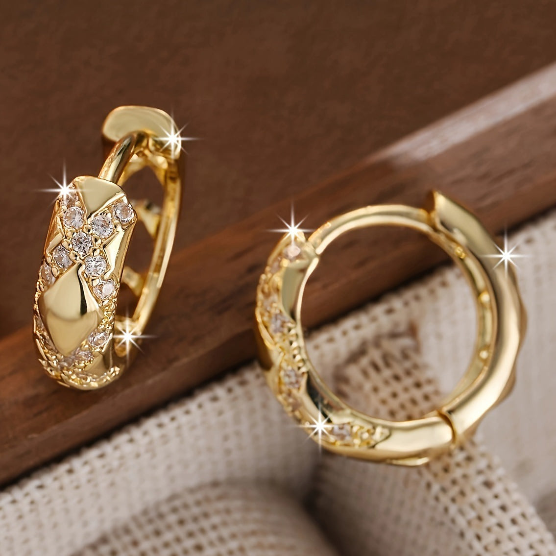 Hot Selling Exquisite Small Hollow Cross Earrings Vintage Style Earrings Exquisite Gift Party Earrings