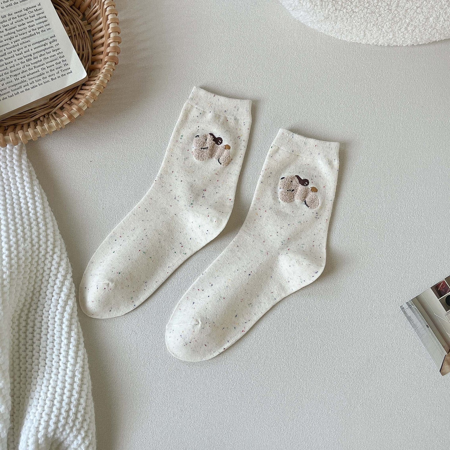 Socks Women's Idea Yarn Cute Cartoon Women's Medium Tube Socks Graffiti White Spring and Autumn Versatile Boneless Confinement Socks