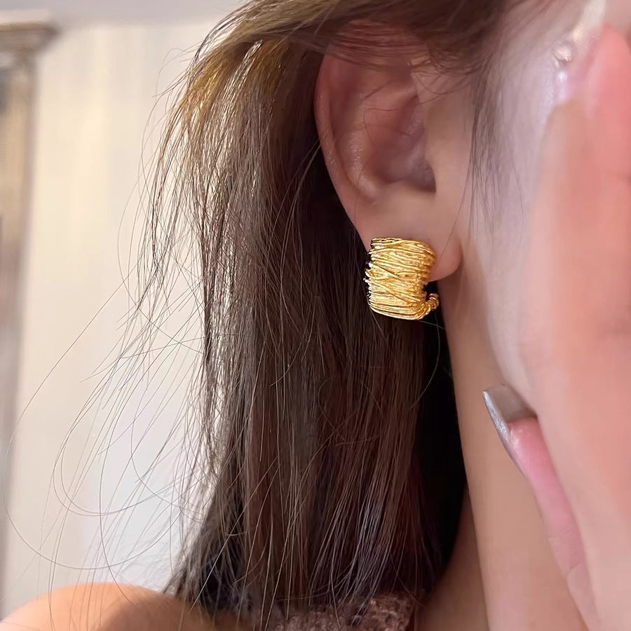 Retro Hong Kong Style Temperament Stud Earrings Female Explosion Internet Celebrity Niche High Sense Gold Earrings