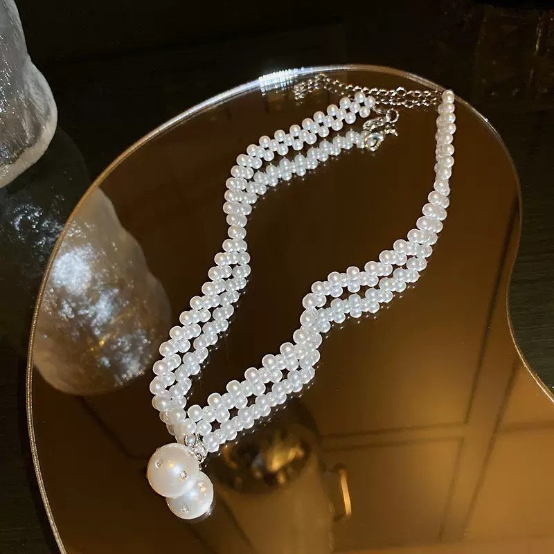 Double Pearl Necklace Internet Celebrity Fashion Niche Design Hand-woven Light Luxury High-end Collarbone Chain Short Neck Chain