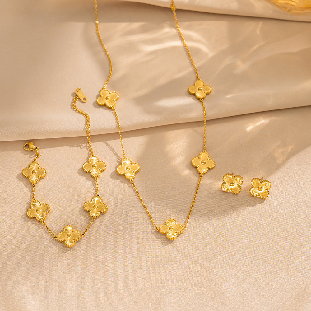 Fashion Temperament Four-leaf Flower Collarbone Chain Set Female New Trendy Internet Celebrity Design Necklace Personalized Neck Chain
