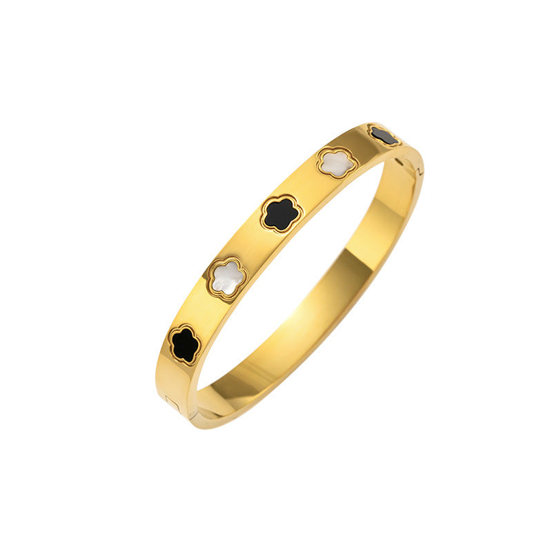New Fashion Flower Stainless Steel Bracelet Women's High Sense Three-dimensional Fritillary Four-leaf Clover Titanium Steel Bracelet